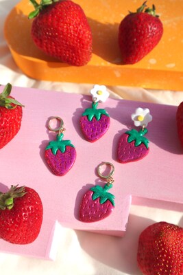 Sparkly Strawberry, Glitter Strawberry Earring, Lightweight, Fruit Earring - image2